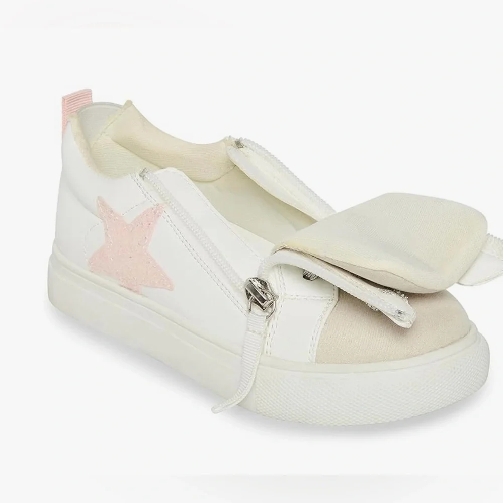 Steve Madden White and‎ Pink Kids Sneakers